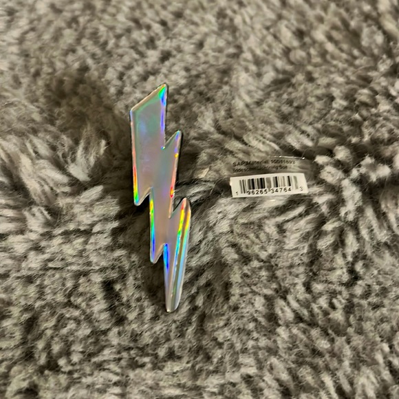 Crocs | Holographic rainbow lightning bolt jibbitz - Picture 1 of 2